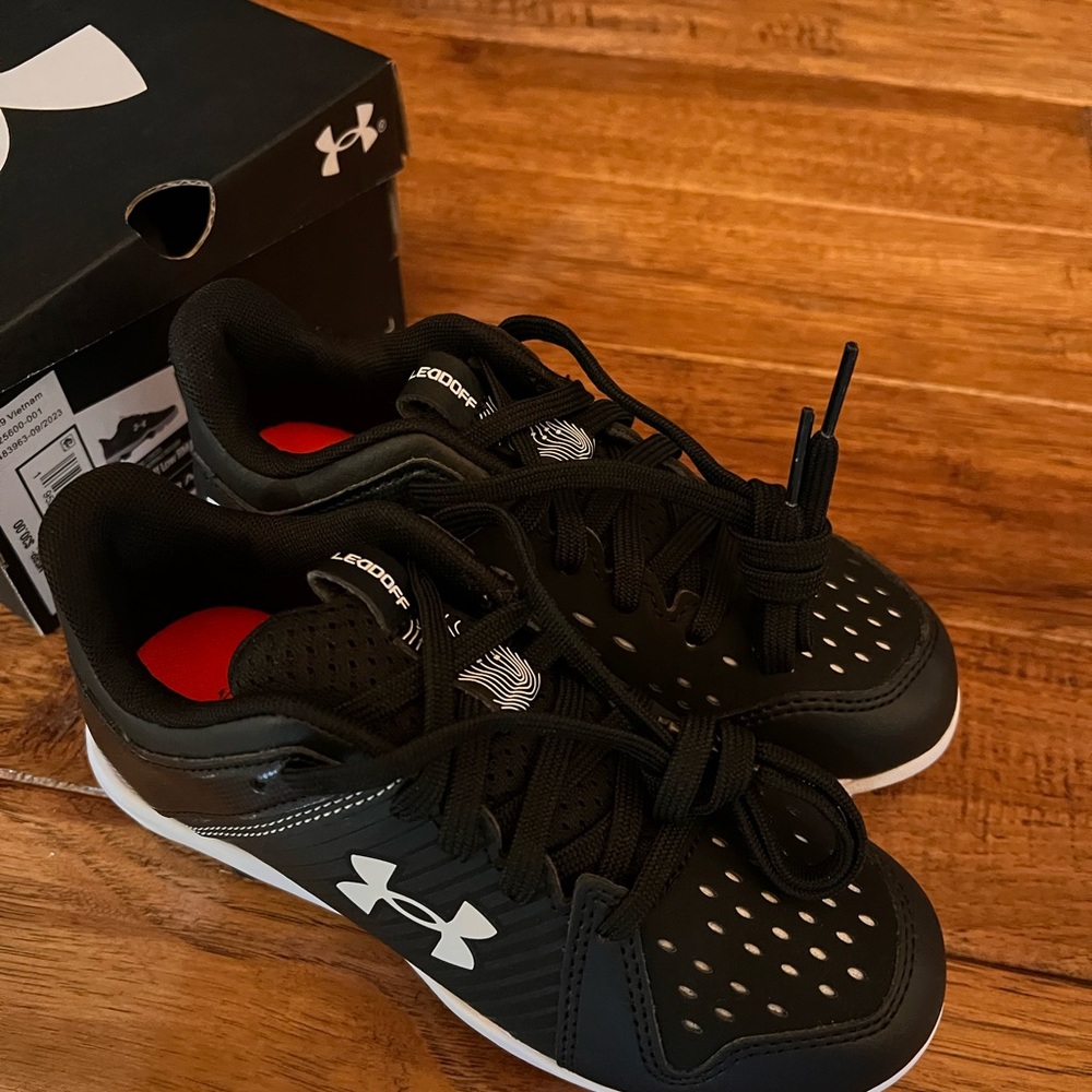 Under Armour Baseball cleats, youth size 13K, new in box
